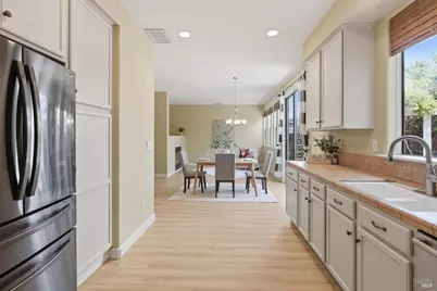 502 Clearwater Oak Court, Fairfield, CA 94534 - Photo 8