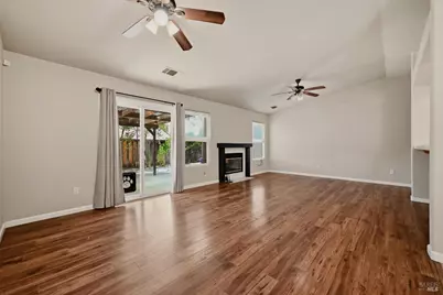 3318 Shenandoah Court, Fairfield, CA 94534 - Photo 10