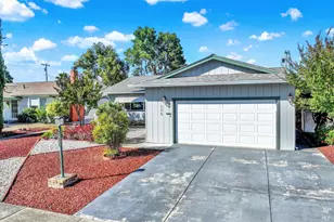 175 Carlsbad Cir, Vacaville, CA 95687 - Photo 2