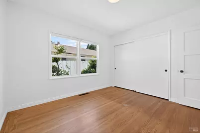 2211 Humboldt Street, Santa Rosa, CA 95404 - Photo 32
