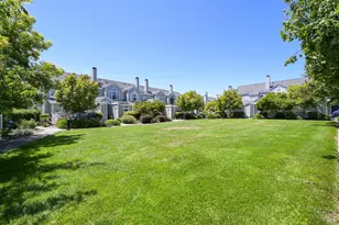718 W Jasmine Cir, Santa Rosa, CA 95407 - Photo 18