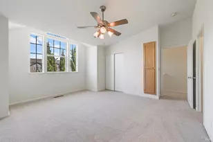 718 W Jasmine Cir, Santa Rosa, CA 95407 - Photo 12