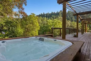 22200 Puccioni Rd, Healdsburg, CA 95448 - Photo 30
