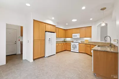 9240 Oak Trail Circle, Santa Rosa, CA 95409 - Photo 14