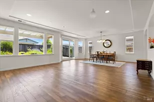 9240 Oak Trail Cir, Santa Rosa, CA 95409 - Photo 4