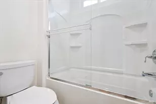 9240 Oak Trail Cir, Santa Rosa, CA 95409 - Photo 24