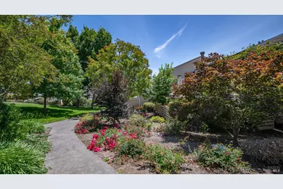 1560 Grenache Way, Santa Rosa, CA 95403 - Photo 30