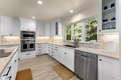 1395 Northridge Drive, Mount Shasta, CA 96067 - Photo 8