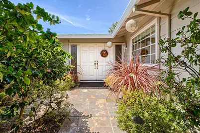 113 Valley Oaks Drive, Santa Rosa, CA 95409 - Photo 4
