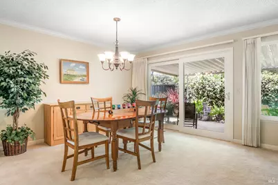 113 Valley Oaks Drive, Santa Rosa, CA 95409 - Photo 12