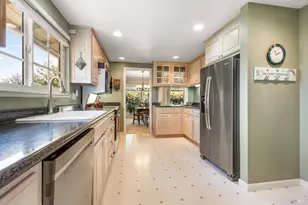 113 Valley Oaks Dr, Santa Rosa, CA 95409 - Photo 22