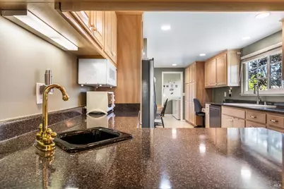 113 Valley Oaks Drive, Santa Rosa, CA 95409 - Photo 16
