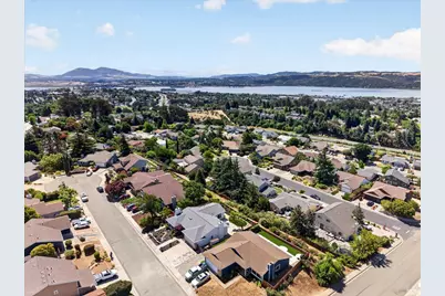 412 Canyon Court, Benicia, CA 94510 - Photo 4