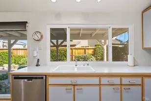 2547 Vintage St, Napa, CA 94558 - Photo 16