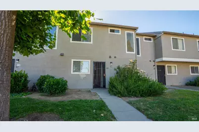 1910 Grande Circle #115, Fairfield, CA 94533 - Photo 4