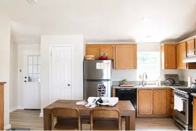 2408 Magnolia Avenue, Petaluma, CA 94952 - Photo 48