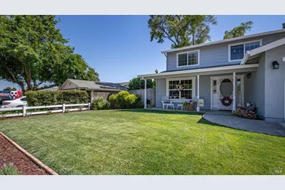 445 Calmace Drive, Dixon, CA 95620 - Photo 4