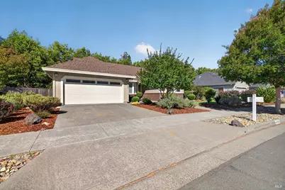 4795 Hillsboro Circle, Santa Rosa, CA 95405 - Photo 4