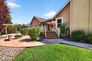 4795 Hillsboro Cir, Santa Rosa, CA 95405 - Photo 6