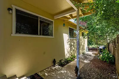 327 Plaza Street, Healdsburg, CA 95448 - Photo 34