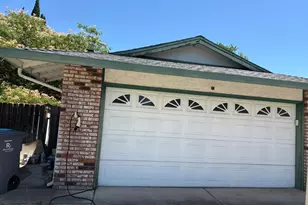 755 Oakmeade Dr, Vacaville, CA 95687 - Photo 1