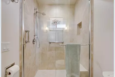 7000 Oak Leaf Drive, Santa Rosa, CA 95409 - Photo 34