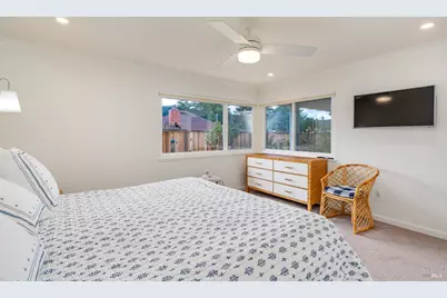 7000 Oak Leaf Drive, Santa Rosa, CA 95409 - Photo 36