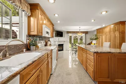 6811 Willow Road, Vacaville, CA 95687 - Photo 28