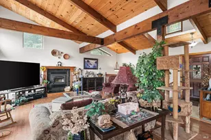22540 Hutchinson Rd, Los Gatos, CA 95033 - Photo 4