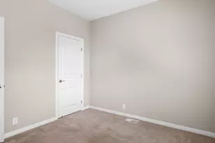 88 Oakwood Dr, Petaluma, CA 94954 - Photo 20