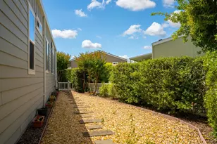 88 Oakwood Dr, Petaluma, CA 94954 - Photo 30