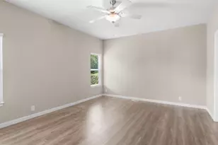 88 Oakwood Dr, Petaluma, CA 94954 - Photo 22