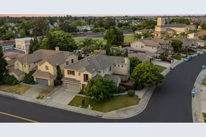 219 Snowy Owl Drive, Vacaville, CA 95687 - Photo 4