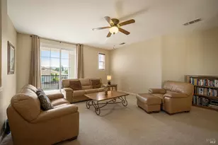 219 Snowy Owl Dr, Vacaville, CA 95687 - Photo 38
