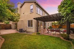 219 Snowy Owl Dr, Vacaville, CA 95687 - Photo 2