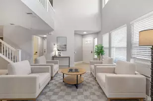279 Clearpointe Dr, Vallejo, CA 94591 - Photo 2