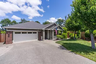 118 Douglas Fir Cir, Cloverdale, CA 95425 - Photo 2