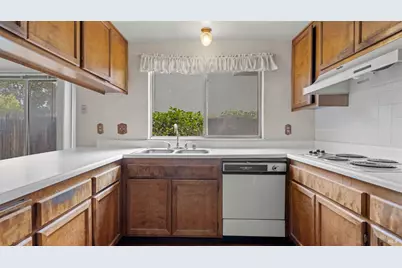 1917 Clydesdale Way, Petaluma, CA 94954 - Photo 14