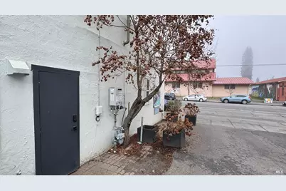35 E Commercial Street, Willits, CA 95490 - Photo 14