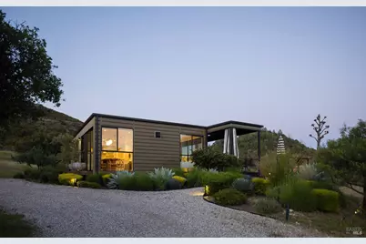 5850 Sharp Road, Calistoga, CA 94515 - Photo 32