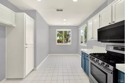 512 Vierra Street, Rio Vista, CA 94571 - Photo 32