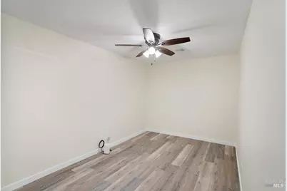 420 Gillcrest Avenue, Vallejo, CA 94591 - Photo 16