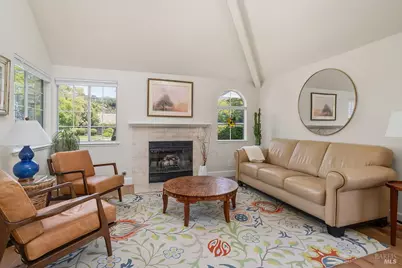 186 Ignacio Valley Circle, Novato, CA 94949 - Photo 4