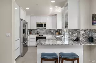 186 Ignacio Valley Cir, Novato, CA 94949 - Photo 2