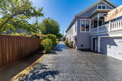 622 E 2nd Street, Benicia, CA 94510 - Photo 90