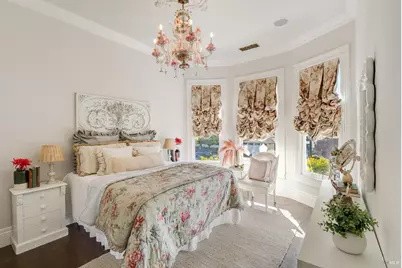 622 E 2nd Street, Benicia, CA 94510 - Photo 8