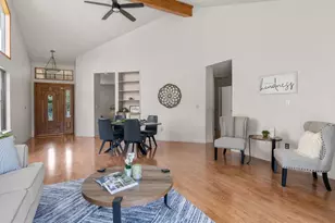 5038 Lakeview Cir, Fairfield, CA 94534 - Photo 8