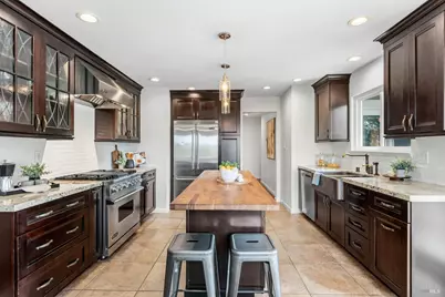 30 Montecito Boulevard, Napa, CA 94559 - Photo 8