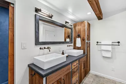 30 Montecito Boulevard, Napa, CA 94559 - Photo 12