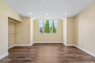 567 E Jasmine Cir, Santa Rosa, CA 95407 - Photo 10